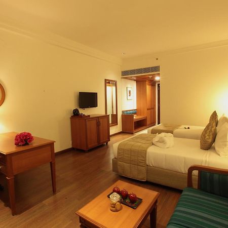 Hotel Monsoon Empress Kochi Esterno foto