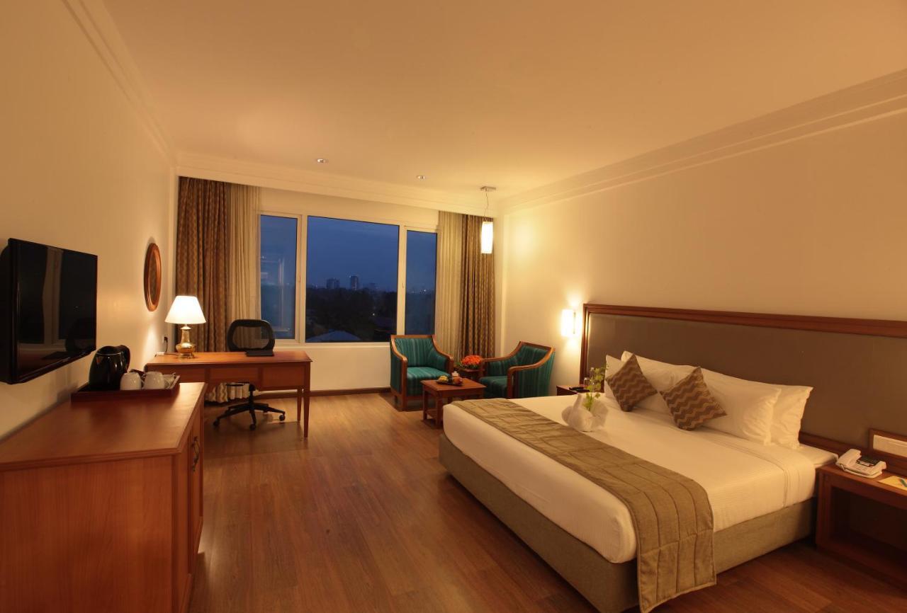 Hotel Monsoon Empress Kochi Esterno foto
