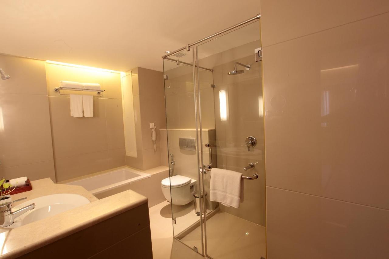 Hotel Monsoon Empress Kochi Esterno foto