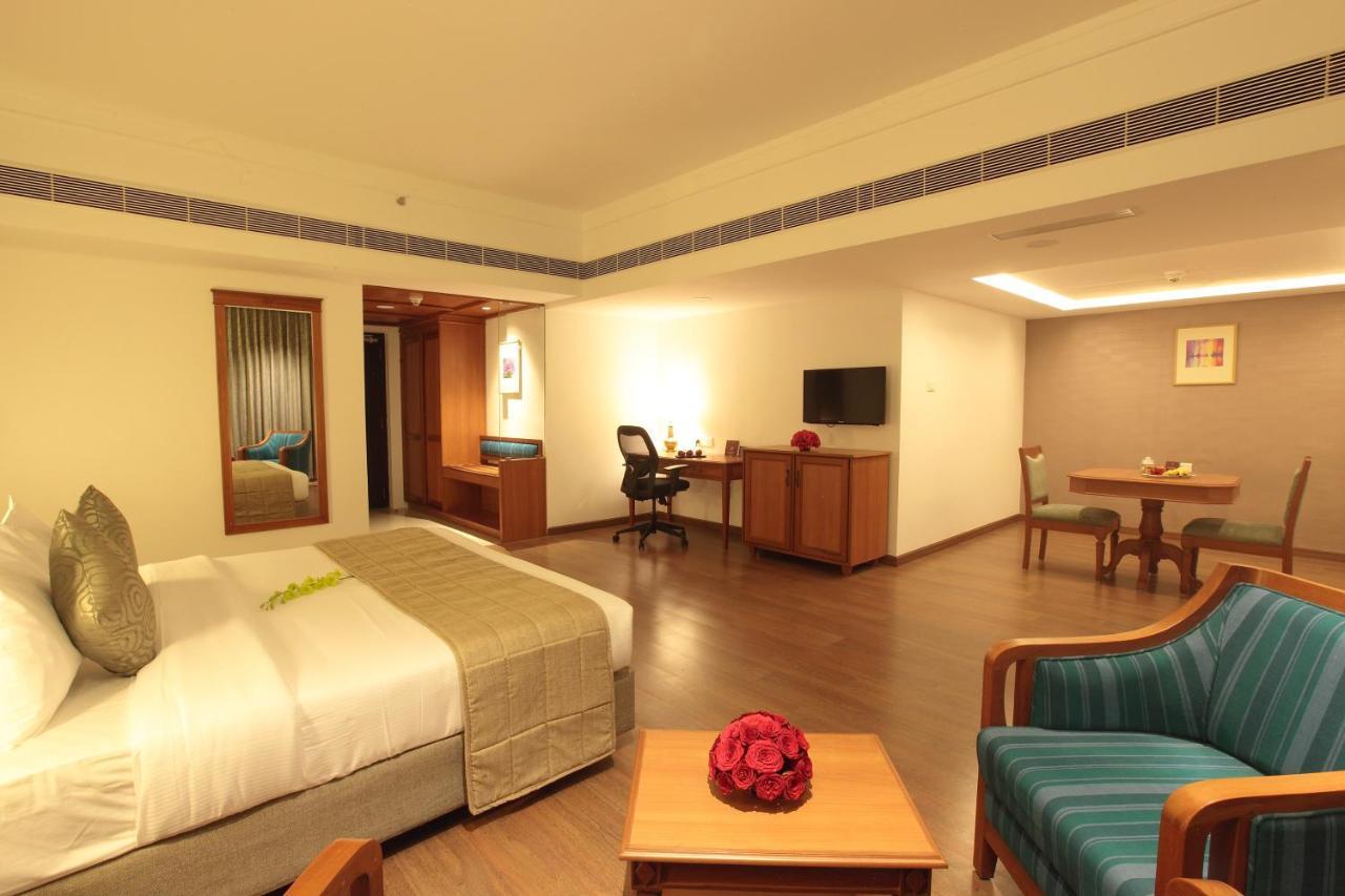 Hotel Monsoon Empress Kochi Esterno foto
