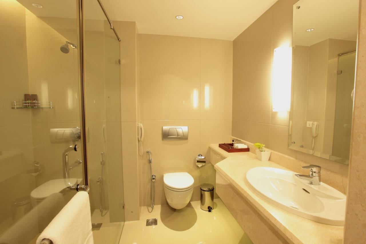 Hotel Monsoon Empress Kochi Esterno foto
